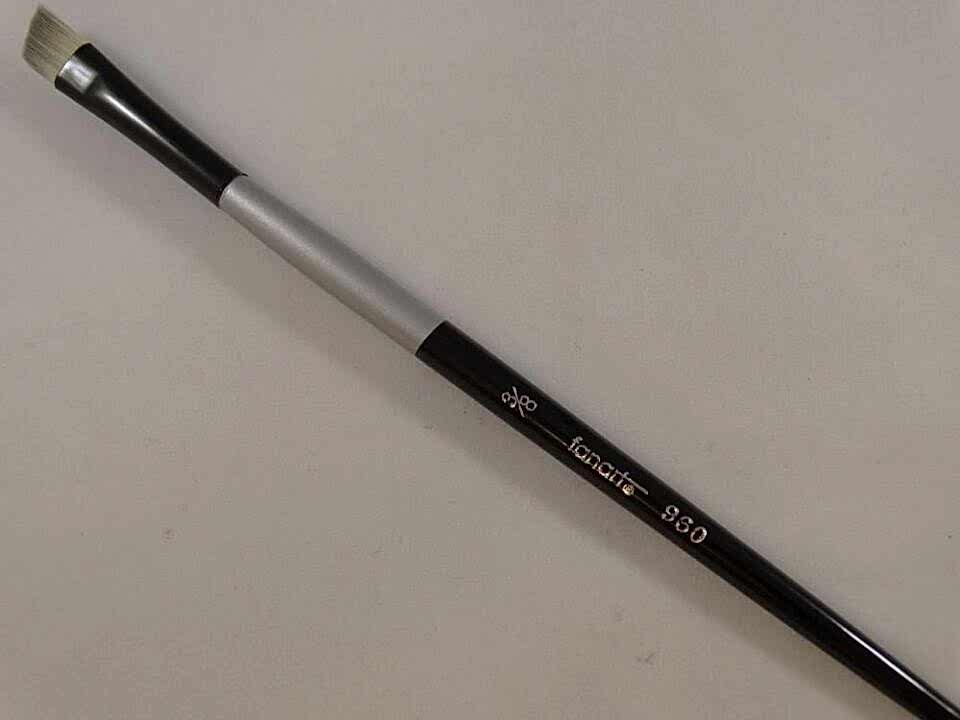 Fanart Studio Silver Seri 960 Sentetik Kıl Kesik Yassı Fırça No 3/8